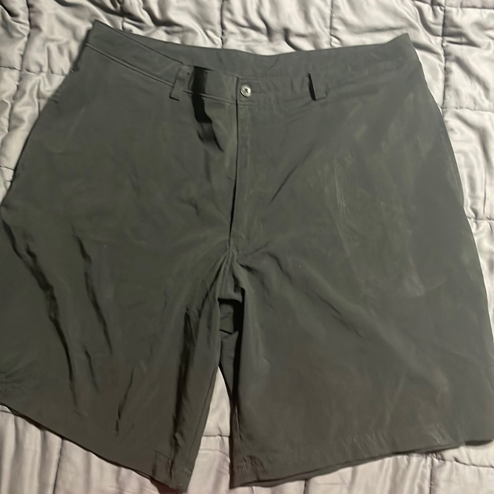 Mens Champion Golf shorts